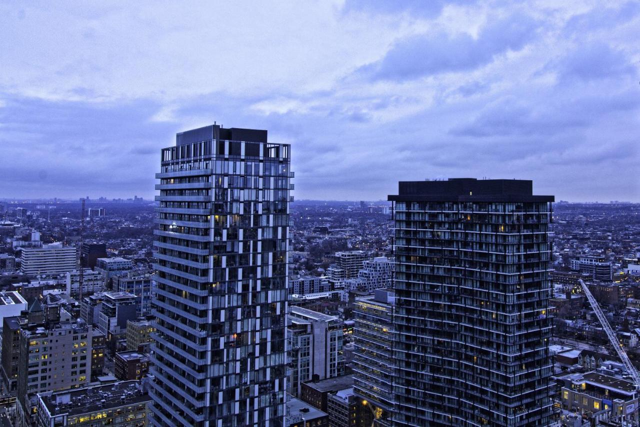 2 Bedrooms&1 Bedroom Spectacular Apartments Toronto Exterior foto